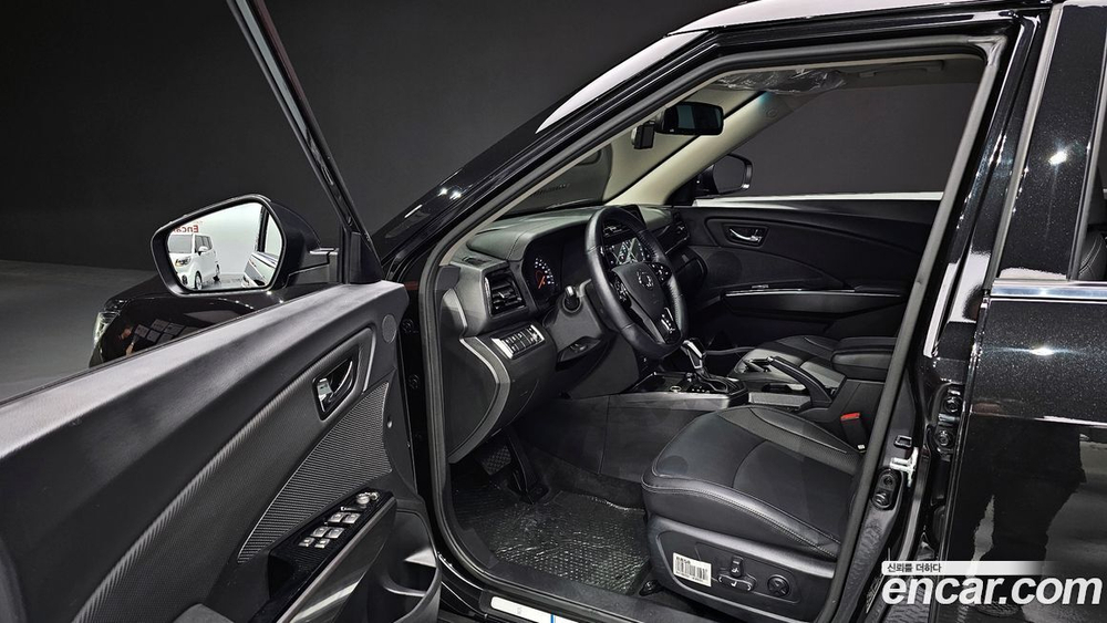 KG Mobility (Ssangyong) Very New Tivoli Бензин 1.5 2WD (01.2020)