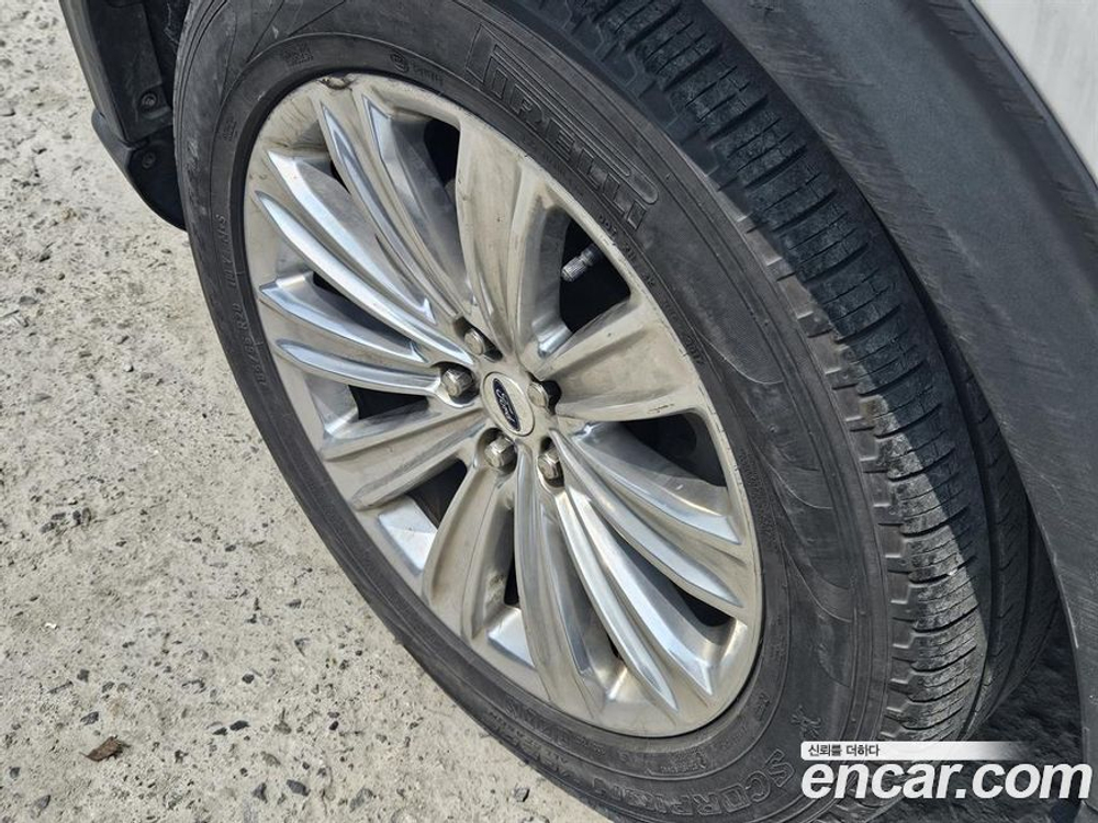 Ford Explorer 6 Generation 2.3 Limited 4WD (11.2019)