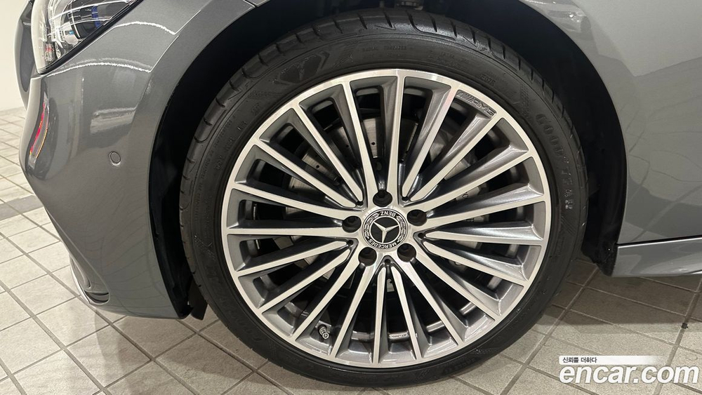 Mercedes-Benz C-Class W206 C300 AMG Line (04.2022)