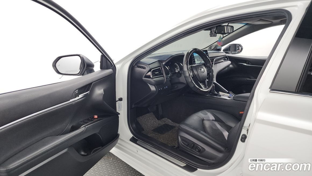 Toyota Camry (XV70) 2.5 XSE Hybrid (08.2021)
