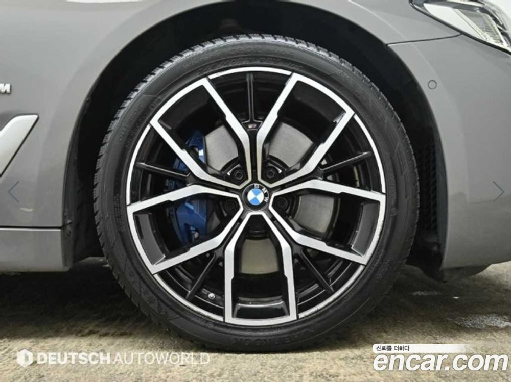 BMW 5 Series (G30) 530e M Sports (11.2020)