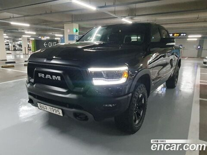 Dodge Ram Pickup 5.7 (12.2021)