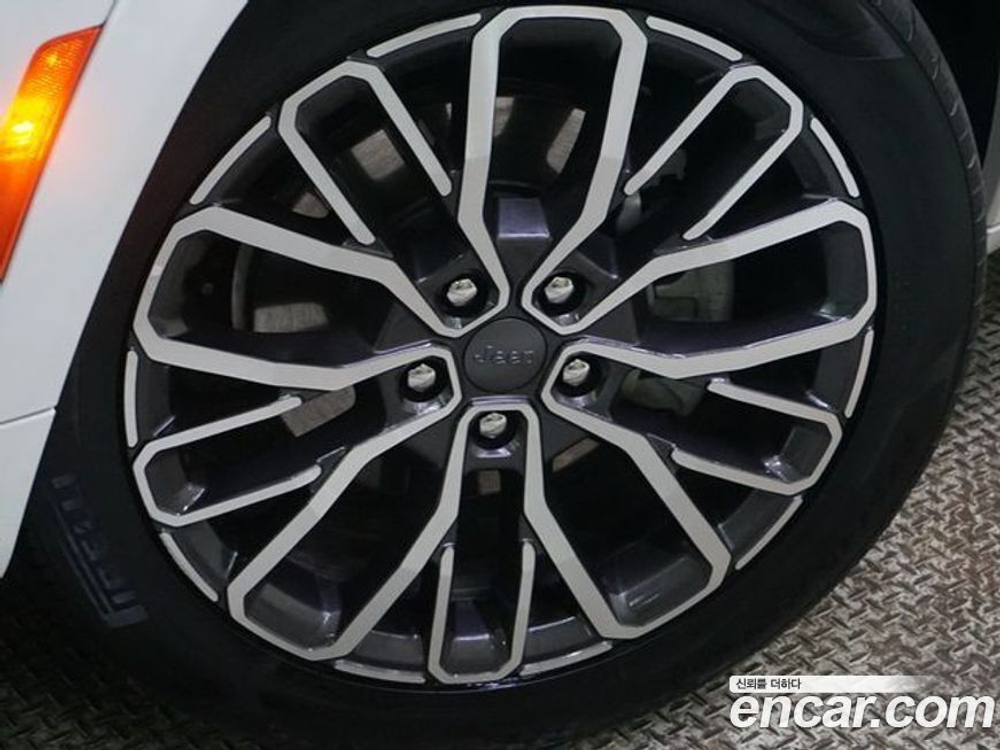 Jeep Grand Cherokee (WL) L 3.6 Summit Reserve (11.2021)