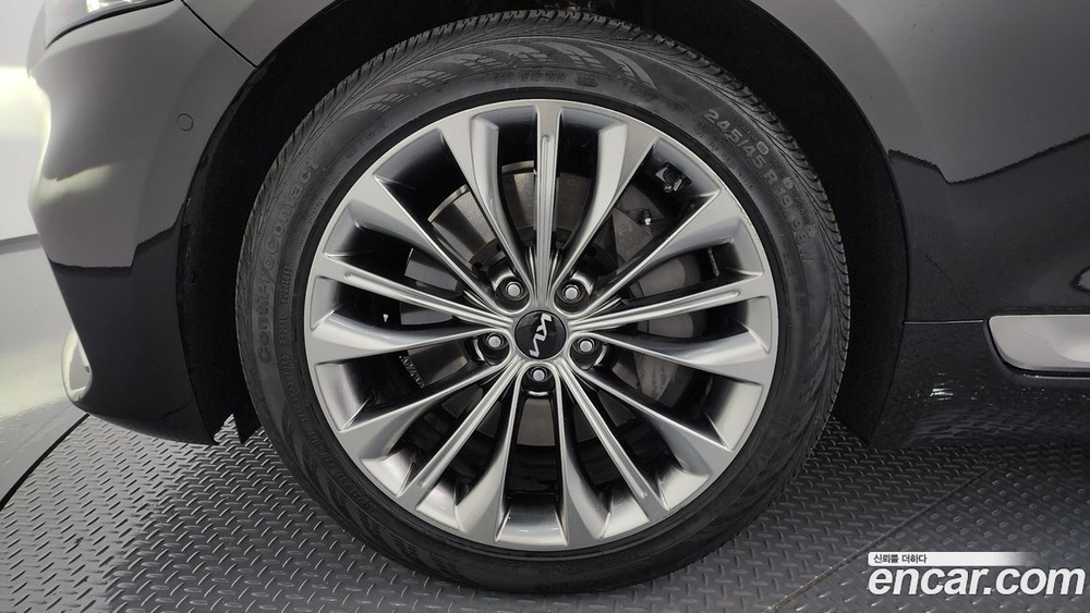 Kia The New K9 (Quoris/K900) 2 Generation 3.8 GDI AWD (08.2023)