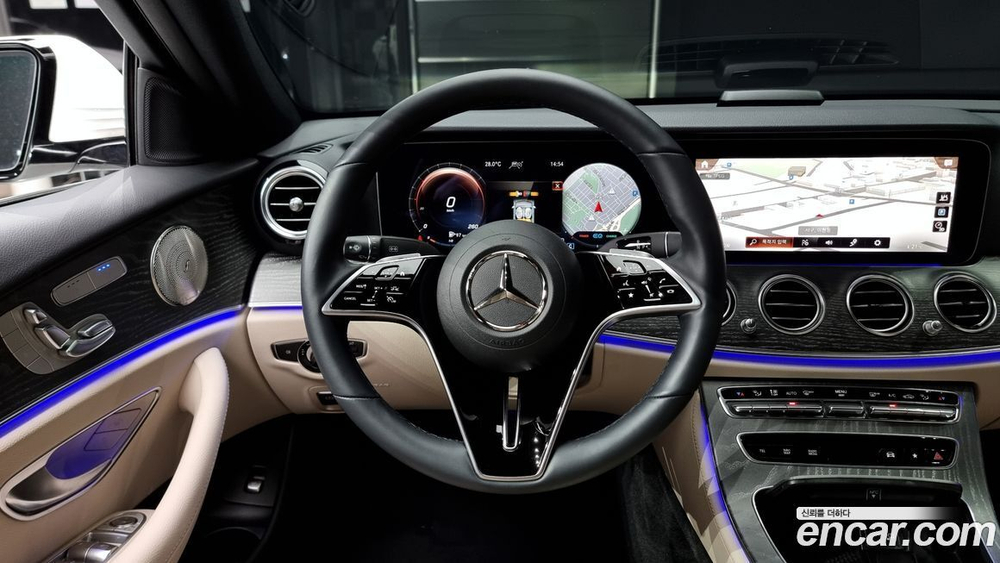 Mercedes-Benz E-Class W213 E350 4MATIC Avangarde (10.2022)