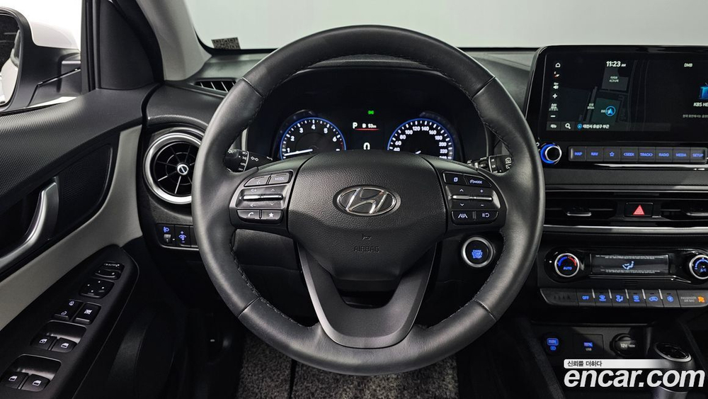 Hyundai The New KONA Бензин 2.0 2WD (11.2022)