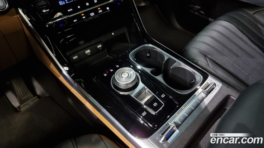 Kia Carnival (Sedona) 4 Generation 9-и местный 하이리무진(특장업체) (11.2020)