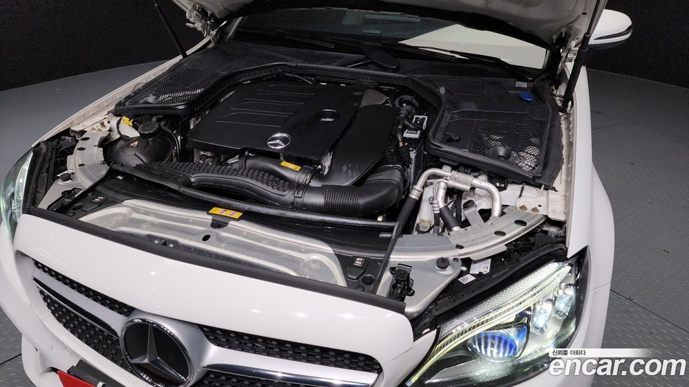Mercedes-Benz C-Class W205 C200 Coupe (05.2020)