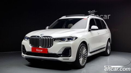 BMW X7 (G07) xDrive 40i Design Pure Excellence 7-и местный (03.2022)