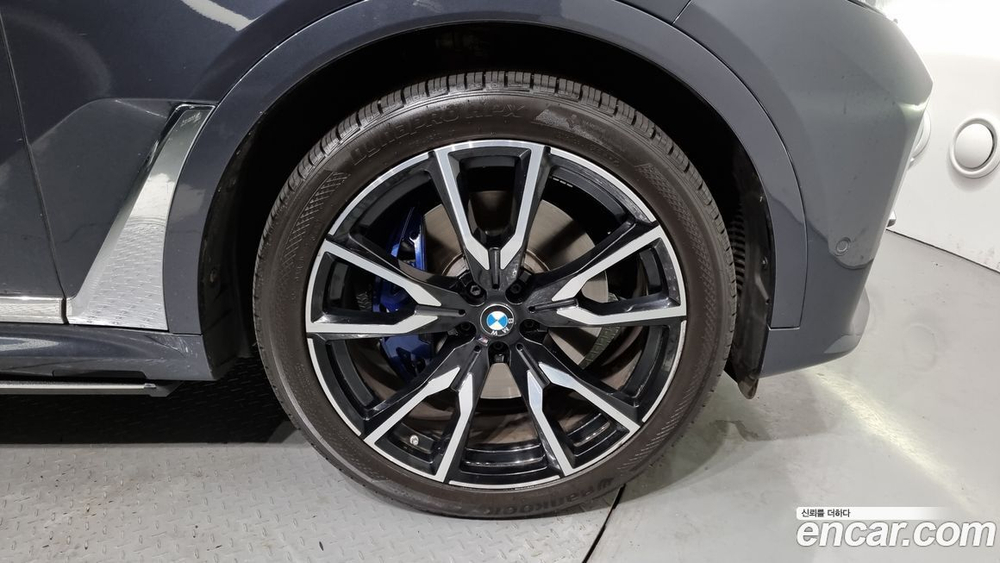 BMW X7 (G07) xDrive 30d M Sports 6-и местный (04.2020)