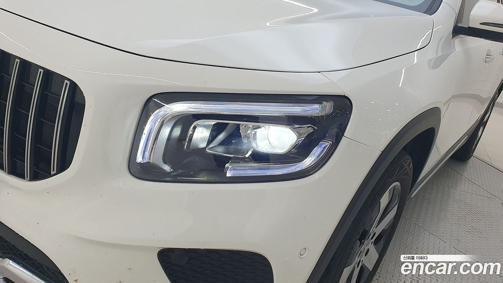 Mercedes-Benz GLB-Class X247 GLB220 (10.2020)