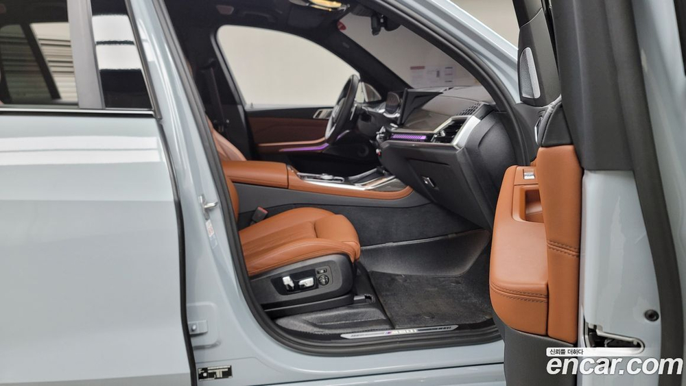BMW X7 (G07) M60i xDrive M Sports 6-и местный (12.2022)