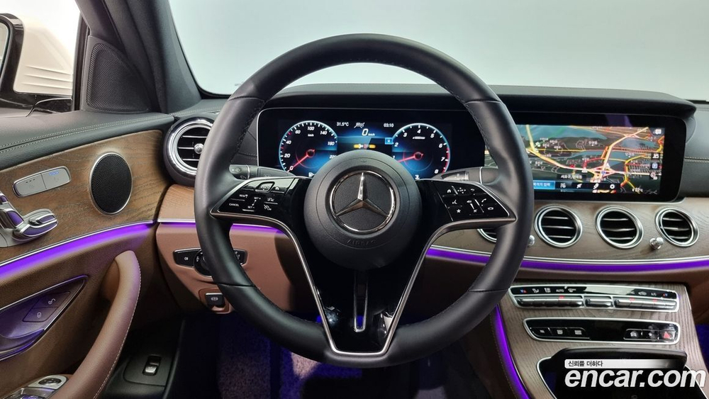 Mercedes-Benz E-Class W213 E250 Exclusive (10.2022)