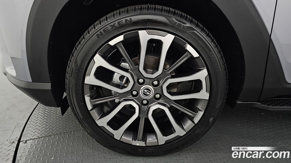 KG Mobility (Ssangyong) Torres Бензин 1.5 4WD (01.2023)