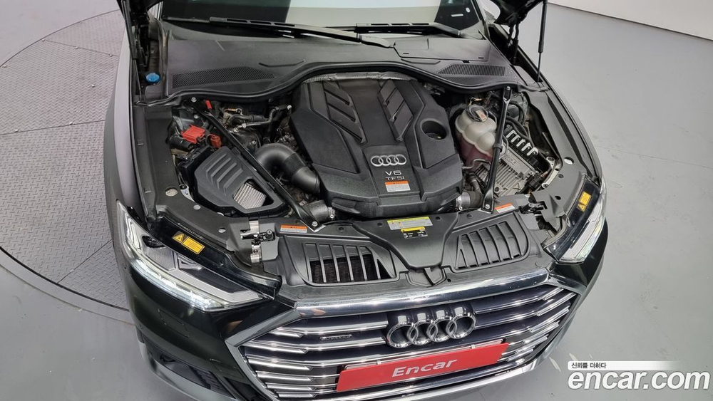 Audi A8 (D5) 55 TFSI Quattro LWB (05.2020)