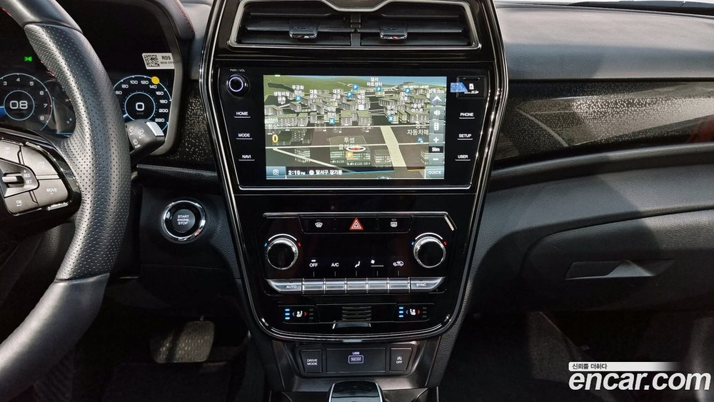 KG Mobility (Ssangyong) Very New Tivoli Бензин 1.5 2WD (08.2019)