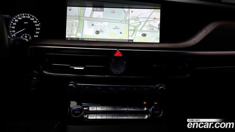 Genesis G90 5.0 AWD (08.2019)