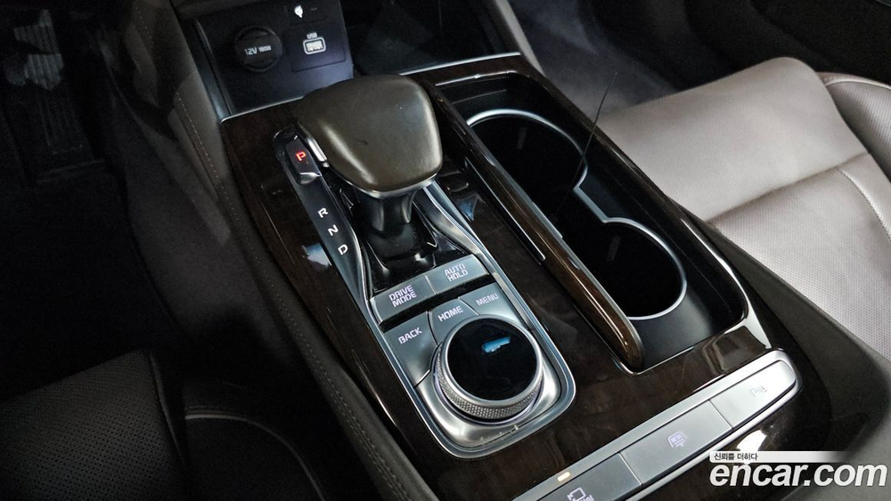 Kia The K9 (Quoris/K900) 3.8 GDI AWD (09.2019)