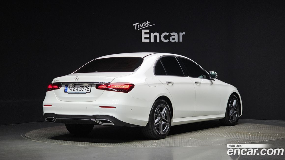 Mercedes-Benz E-Class W213 E250 Avangarde (09.2023)