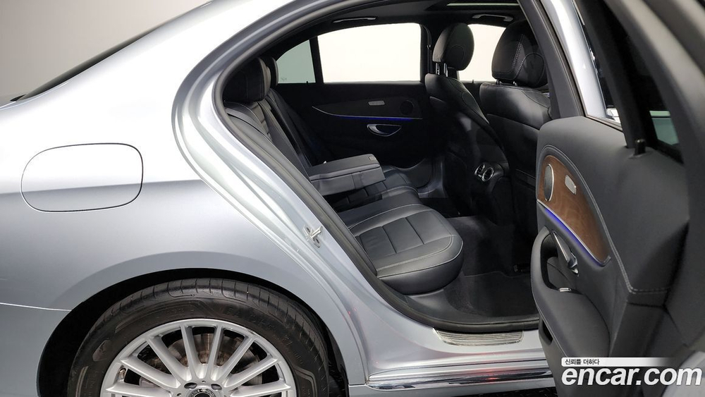 Mercedes-Benz E-Class W213 E250 Exclusive (11.2021)