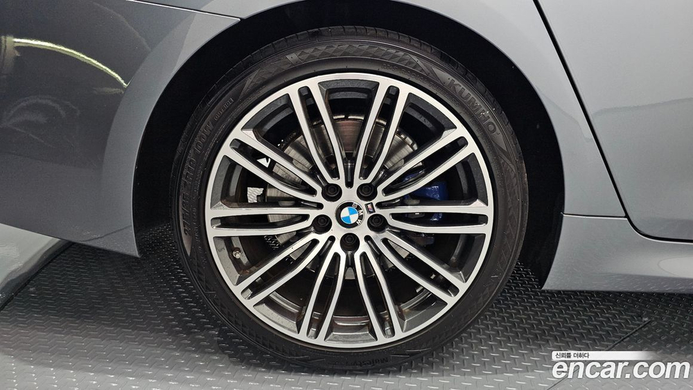 BMW 5 Series (G30) 530i xDrive M Sports Plus (09.2019)