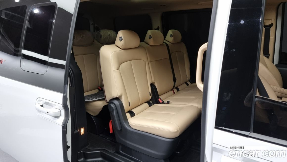 Hyundai Staria Tourer 9-и местный (07.2021)