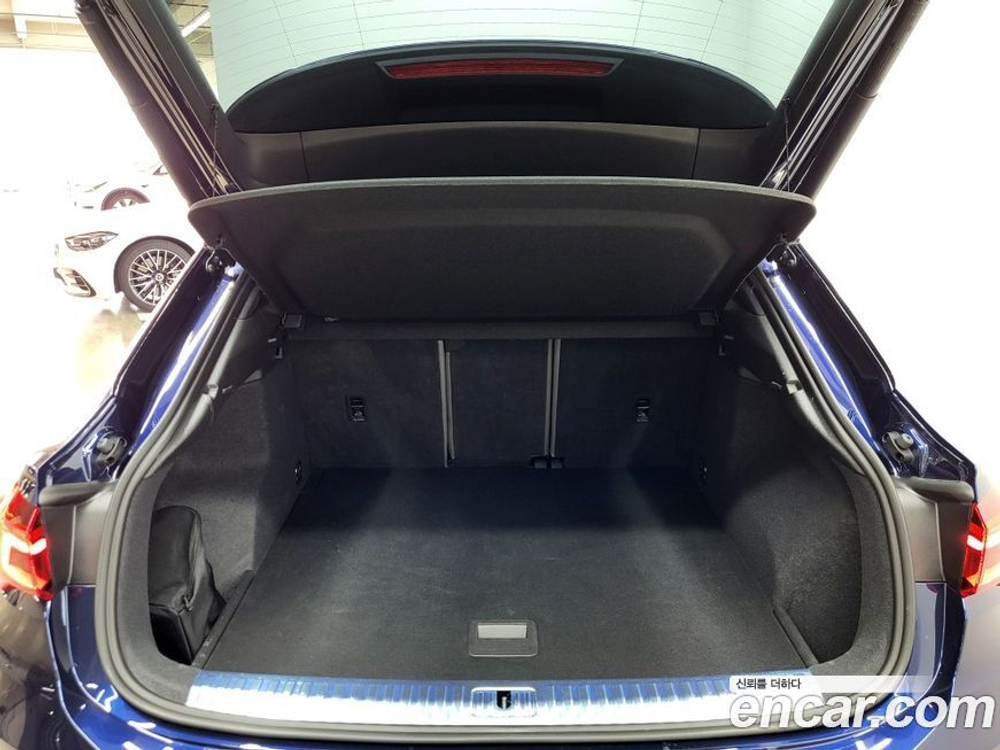Audi Q3 (F3) 35 TDI Premium Sportback (08.2023)