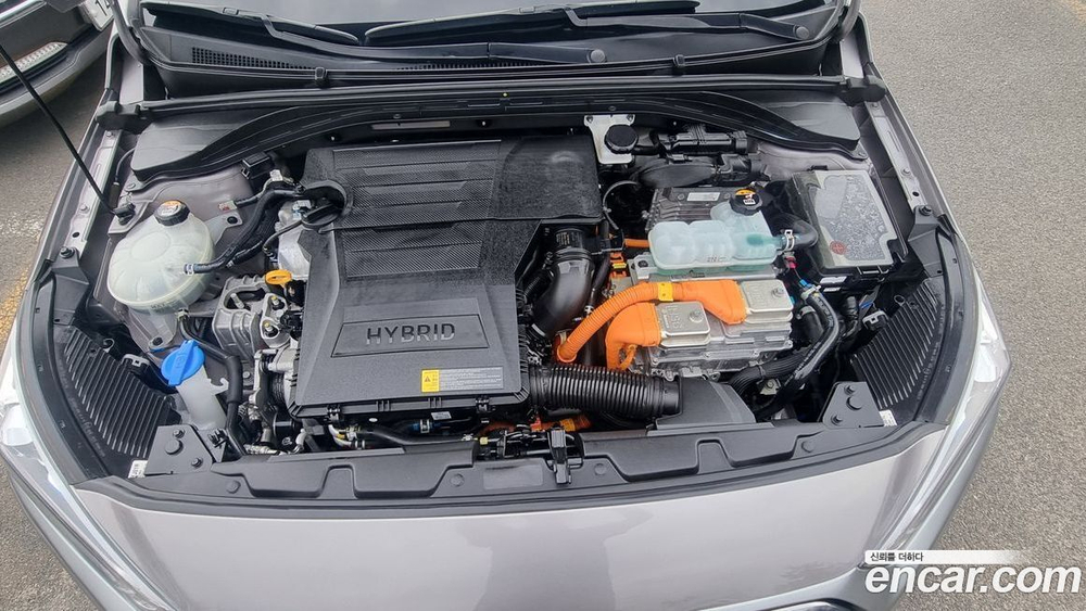 Hyundai The New Ionic Hybrid 1.6 HEV (09.2019)