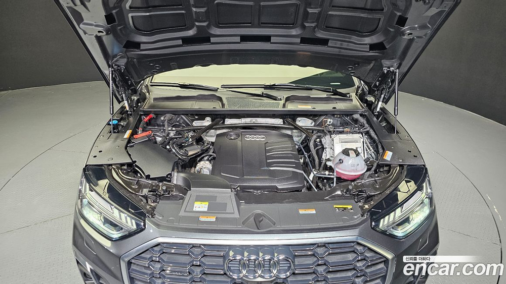 Audi Q5 (FY) 40 TDI Quattro Premium (03.2022)