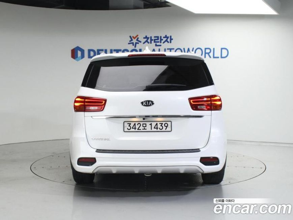 Kia The New Carnival (Sedona) 9-и местный Prestige (05.2020)