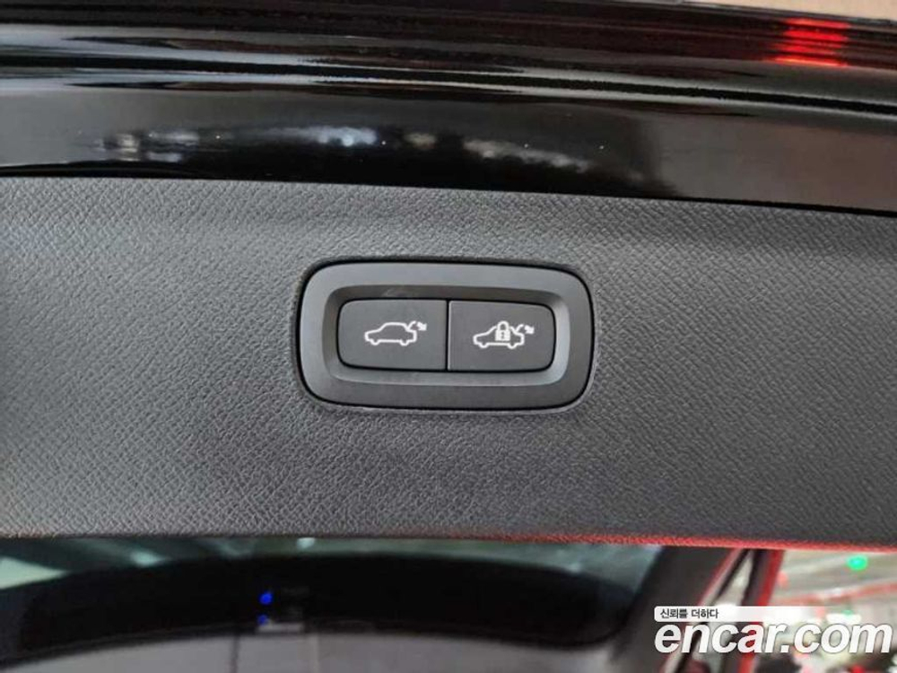 Volvo XC90 2 Generation T8 Ultimate Bright Hybrid (05.2022)