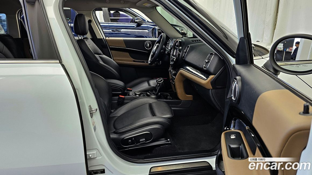 Mini Cooper Countryman HIGH (09.2019)