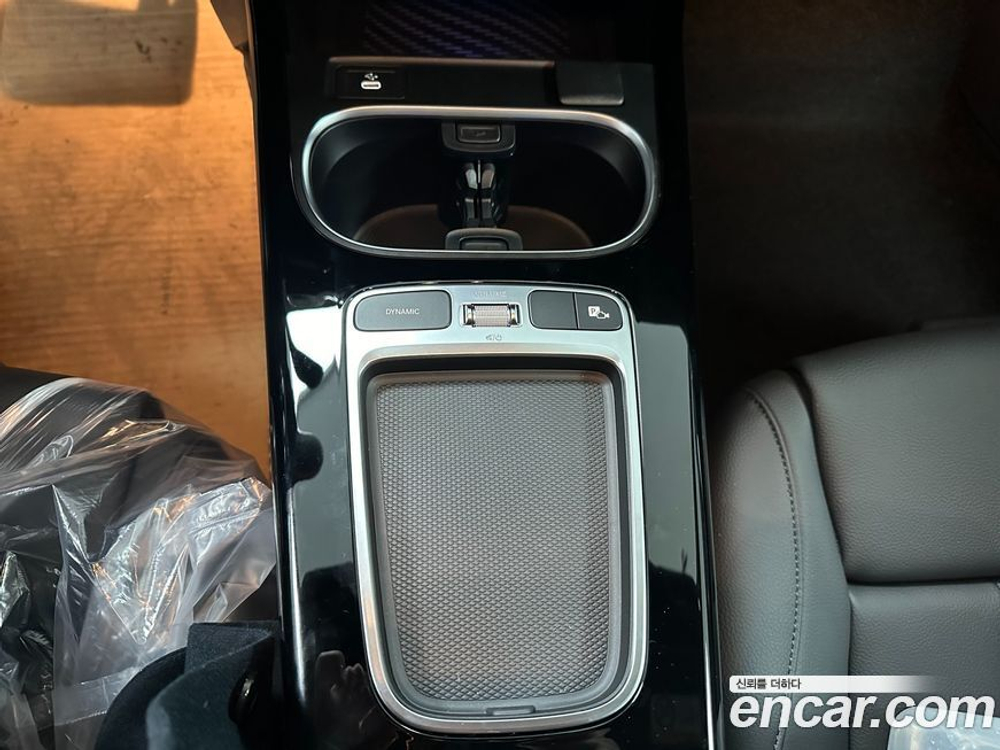 Mercedes-Benz A-Class W177 A220 Hatchback (12.2023)