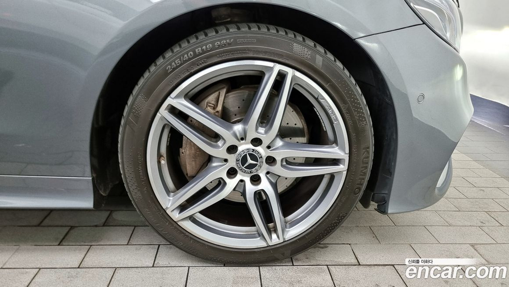 Mercedes-Benz E-Class W213 E220d Coupe (08.2019)