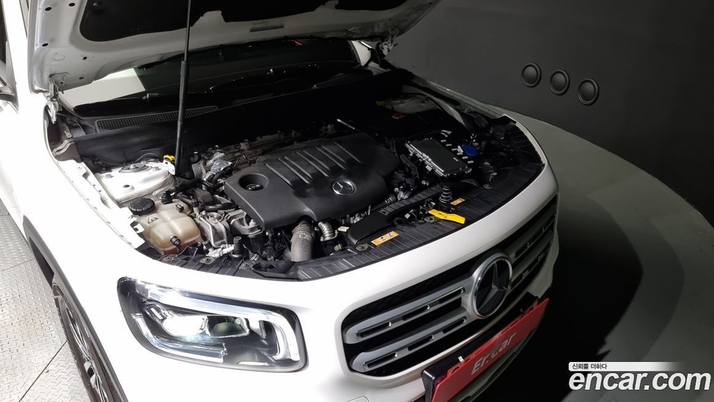 Mercedes-Benz GLB-Class X247 GLB200 d (09.2021)