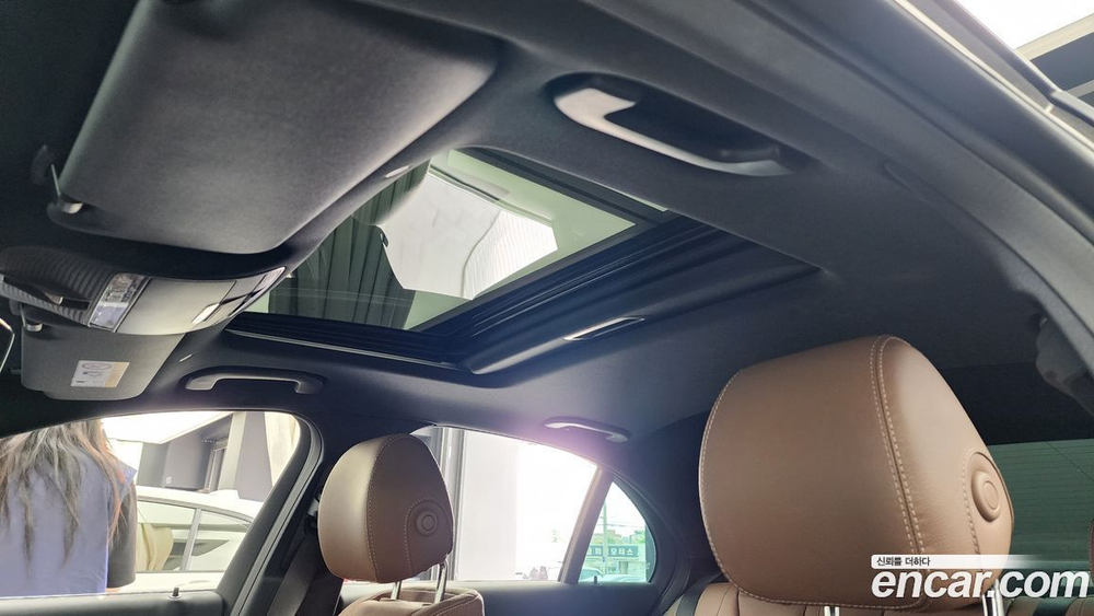 Mercedes-Benz E-Class W213 E250 Avangarde (01.2022)
