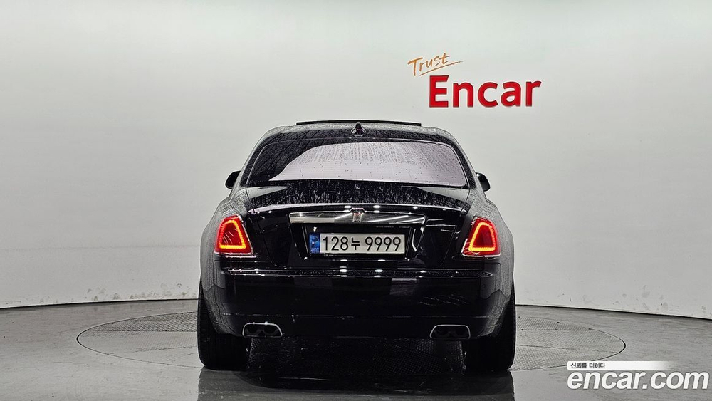 Rolls-Royce Ghost 6.6 V12 (05.2020)