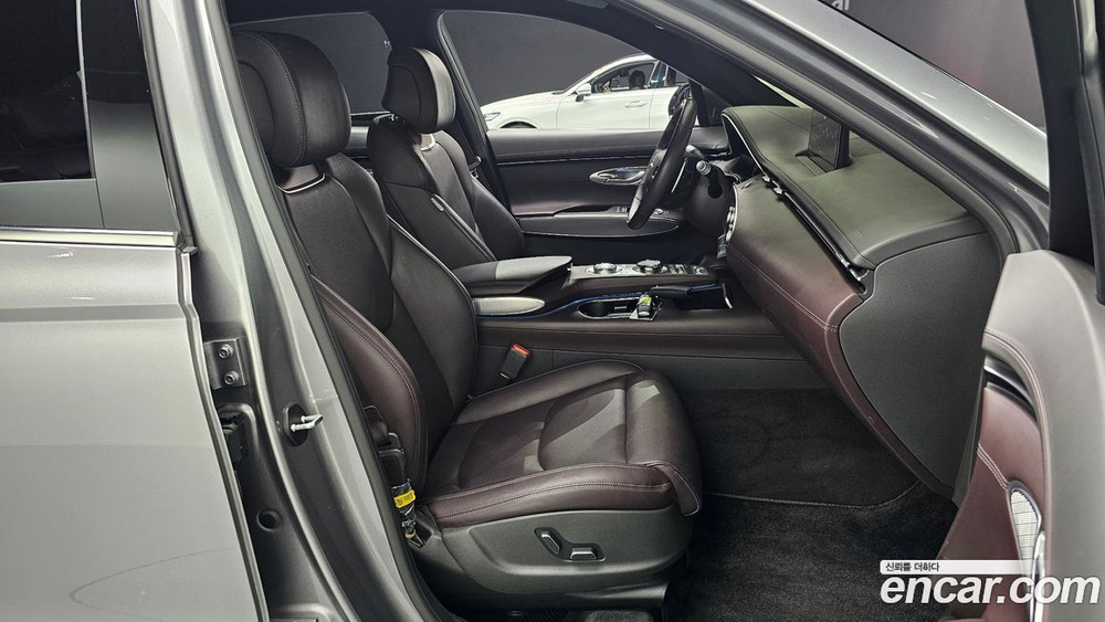 Genesis GV70 3.5T Бензин AWD (01.2021)