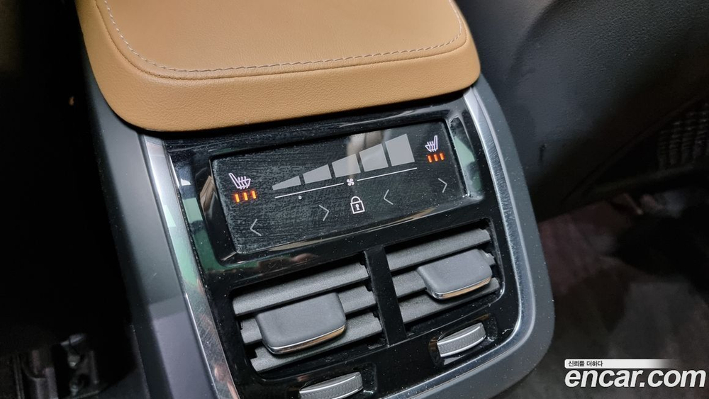 Volvo XC90 2 Generation T8 Ultimate Bright Hybrid (05.2022)