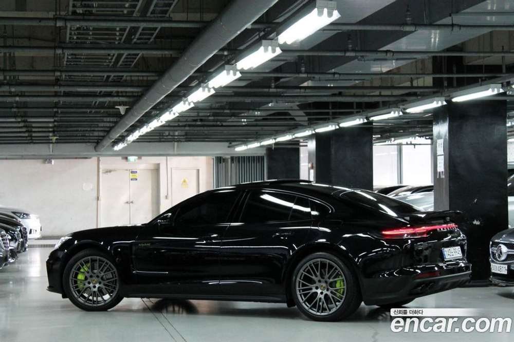 Porsche Panamera (971) 2.9 AWD E-Hybrid Platinum Editions (08.2022)