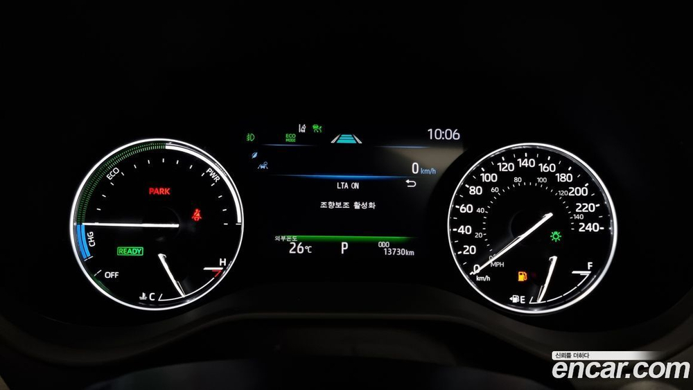 Toyota Sienna 4 Generation 2.5 Hybrid 2WD (08.2023)