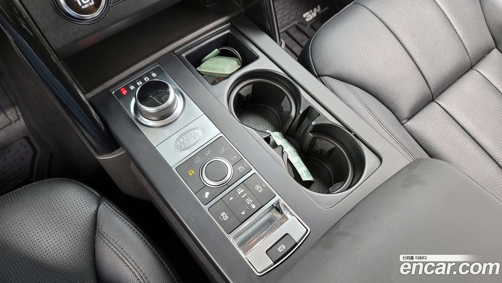 Land Rover Discovery 5 2.0 SD4 SE (10.2019)