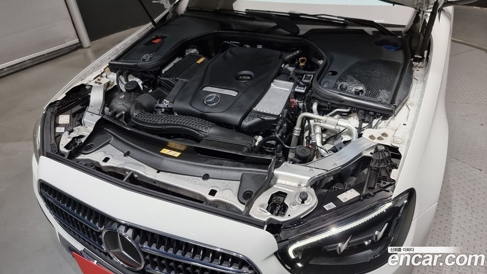 Mercedes-Benz E-Class W213 E250 Avangarde (12.2020)