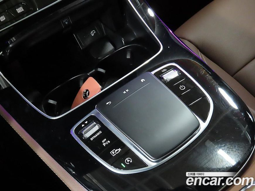 Mercedes-Benz E-Class W213 E250 Avangarde (08.2021)