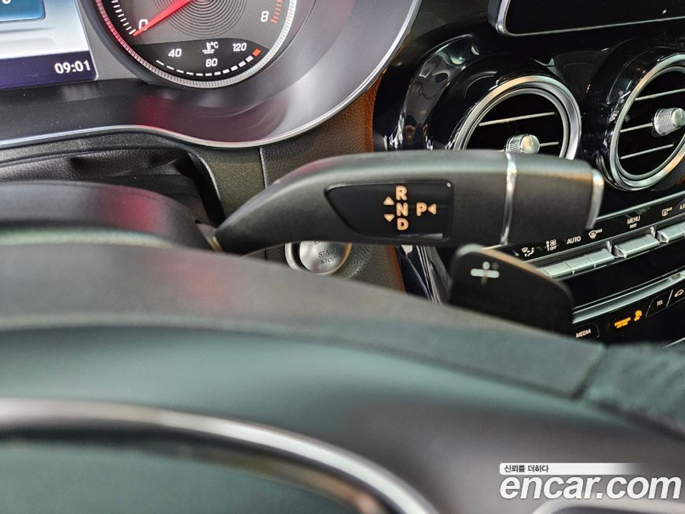 Mercedes-Benz GLC-Class X253 GLC300 4MATIC AMG Line (10.2019)