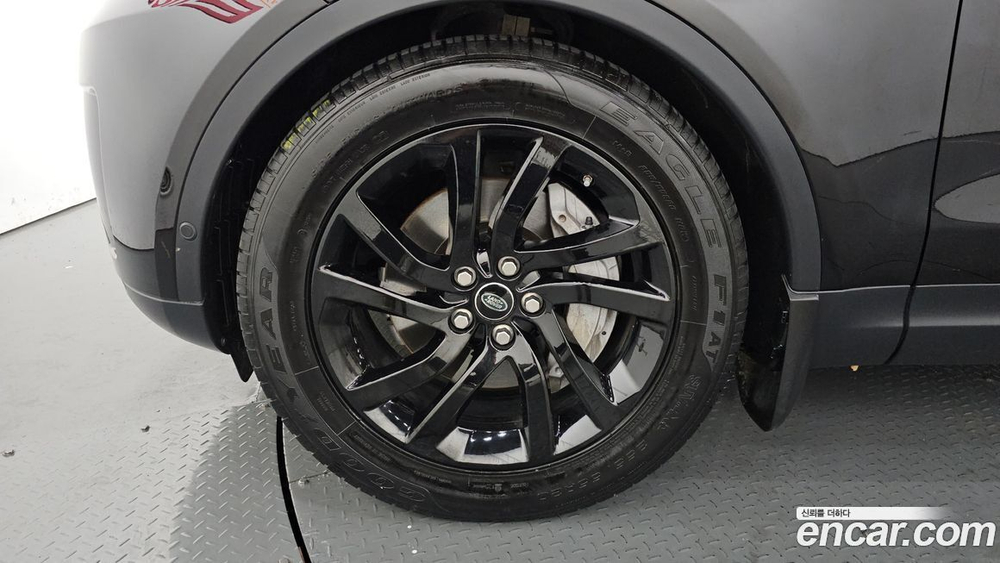 Land Rover Discovery 5 3.0 SD6 SE (10.2019)