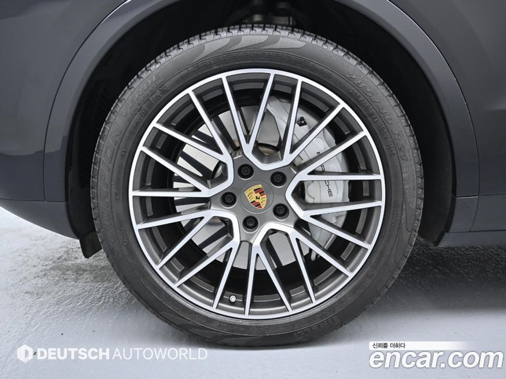 Porsche Cayenne (PO536) 3.0 (12.2019)