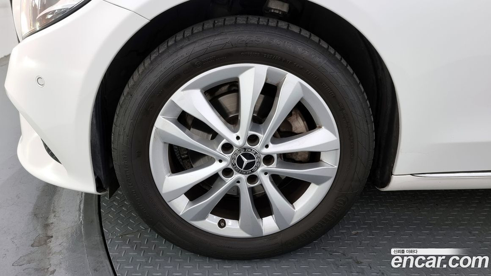 Mercedes-Benz C-Class W205 C200 Avangarde (08.2020)