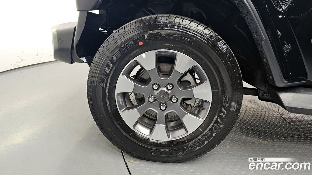 Jeep Wrangler (JL) 2.0 Overland Power Top 4 даери (05.2021)