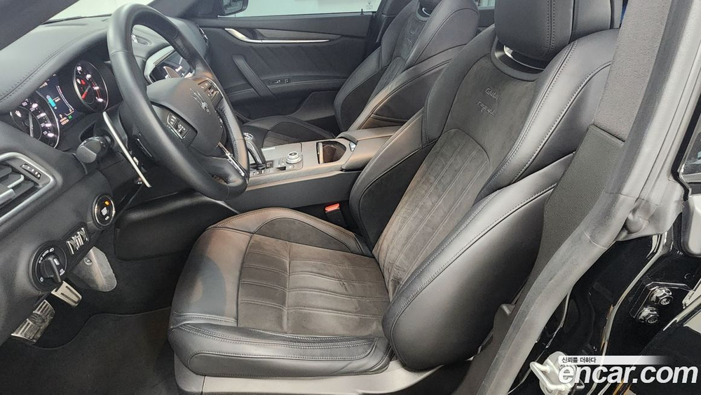 Maserati Ghibli 2.0 프라그먼트 Editions (05.2022)